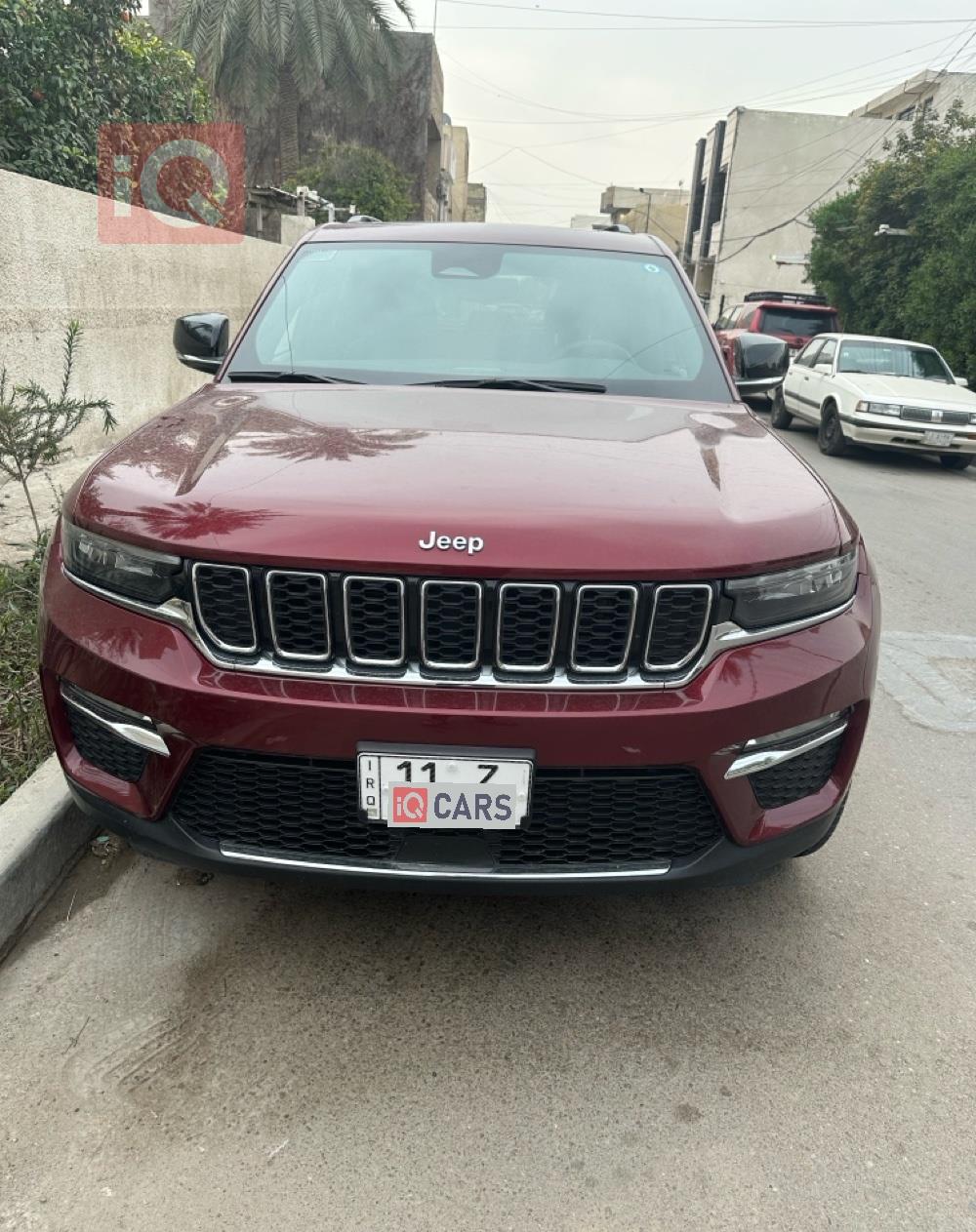 جیپ گراند شیرۆکی